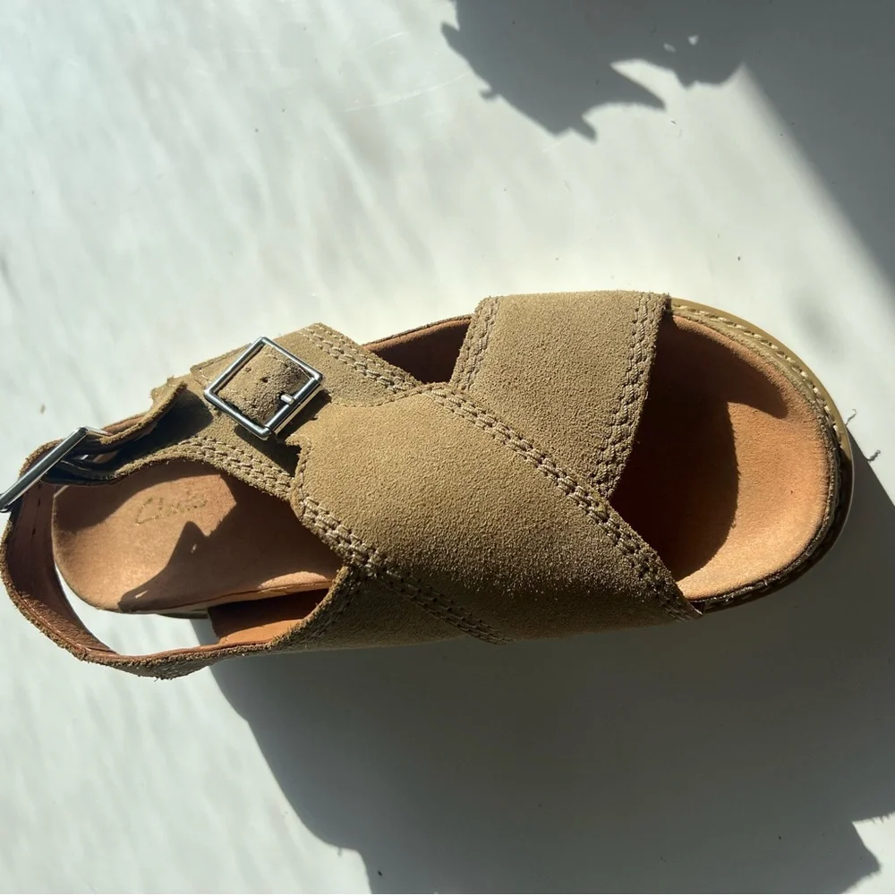 Clarks Orianna Roam Dark Sand Sable Fonce Tan Sandals Size 8.5 - Picture 12 of 16